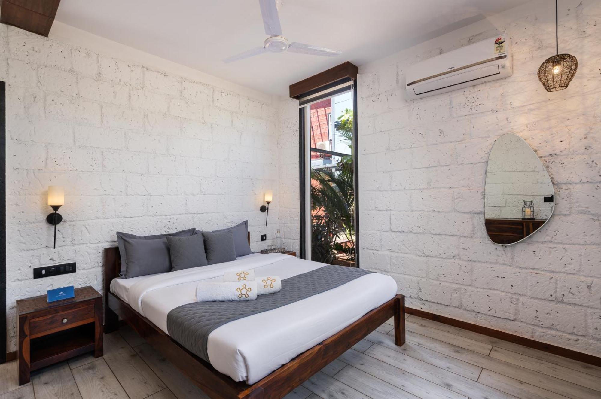 Saffronstays Calvin - 3 Bedroom Pool Villa In Lonavala Luaran gambar