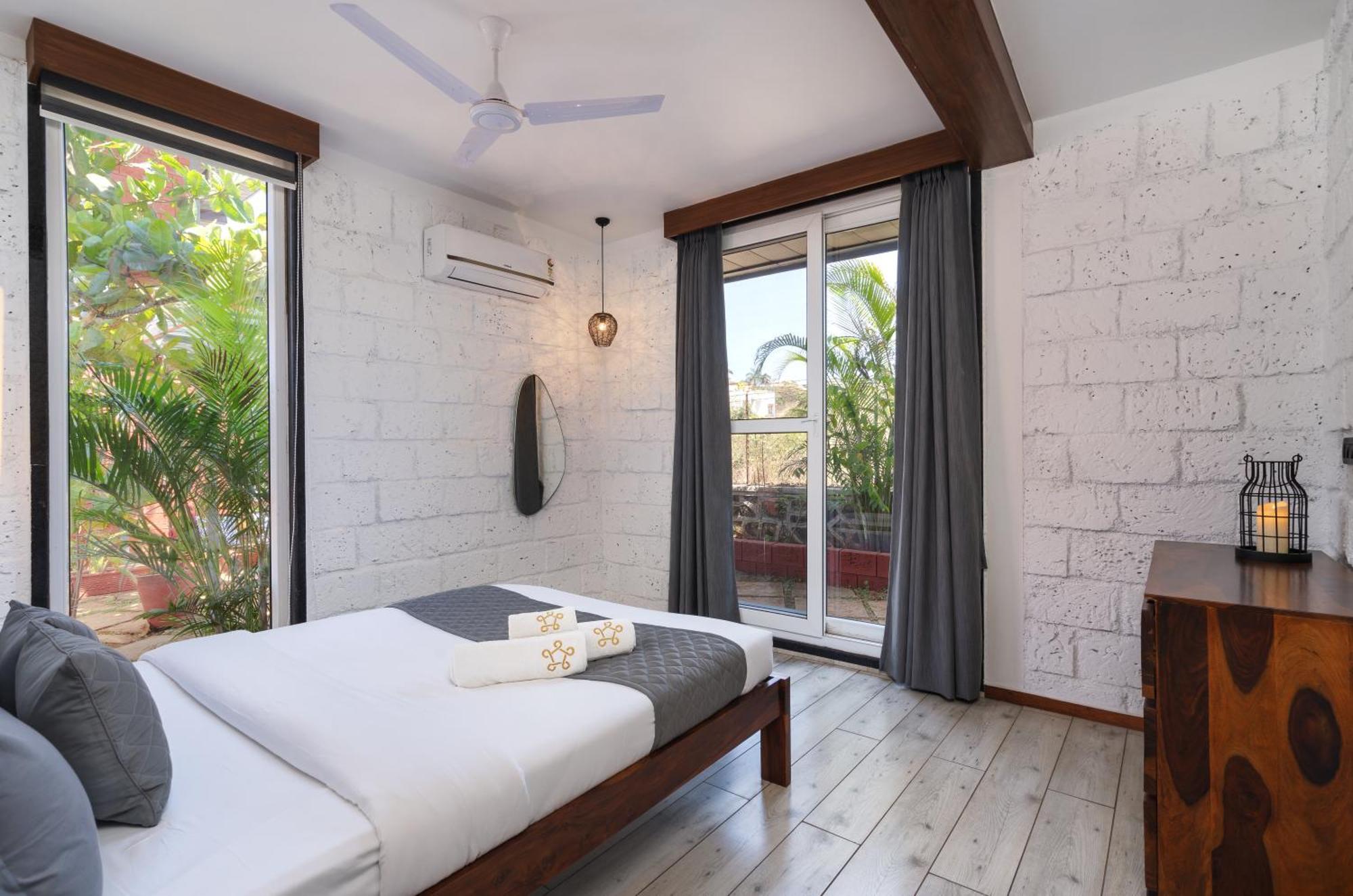 Saffronstays Calvin - 3 Bedroom Pool Villa In Lonavala Luaran gambar
