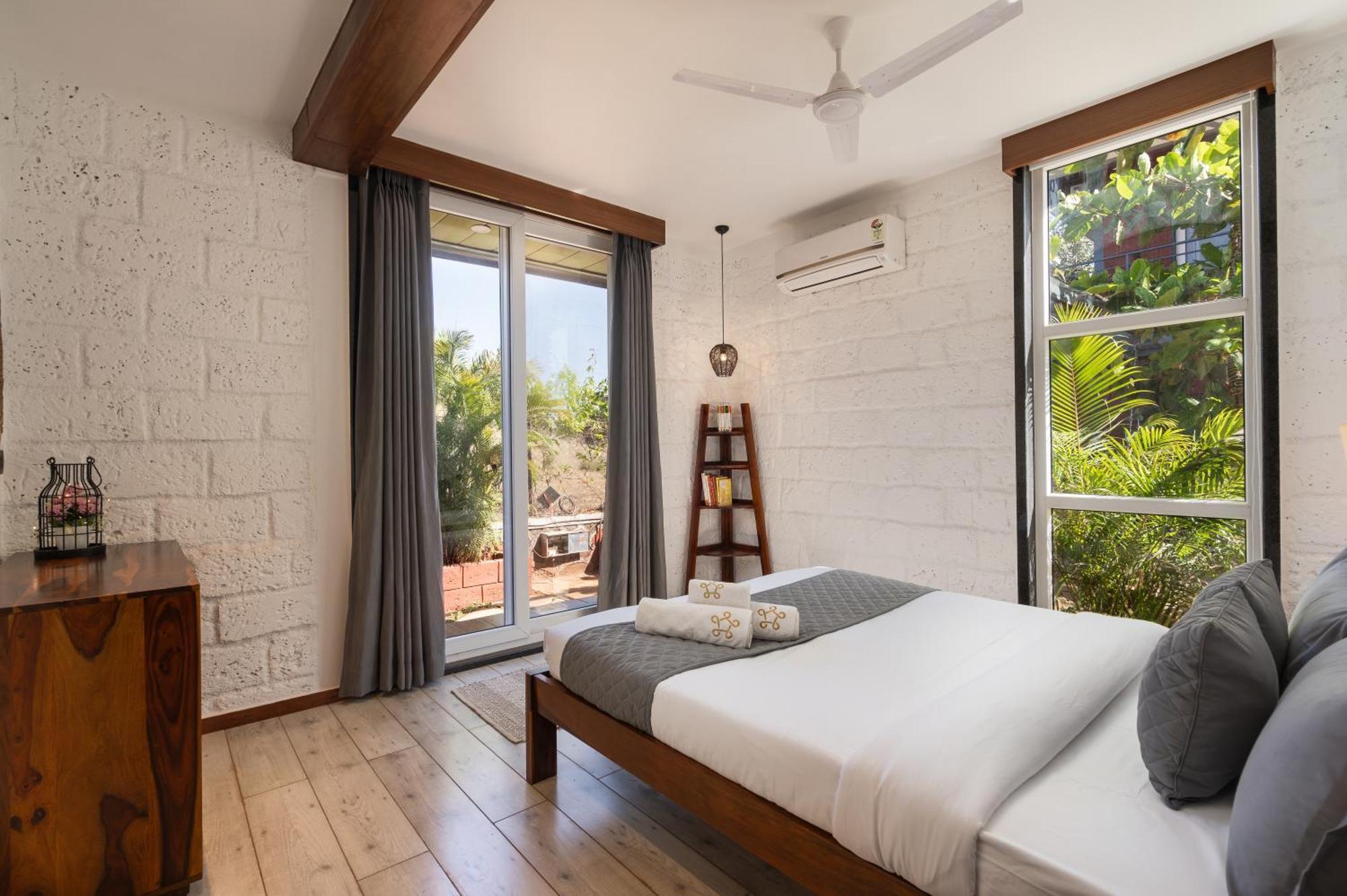 Saffronstays Calvin - 3 Bedroom Pool Villa In Lonavala Luaran gambar