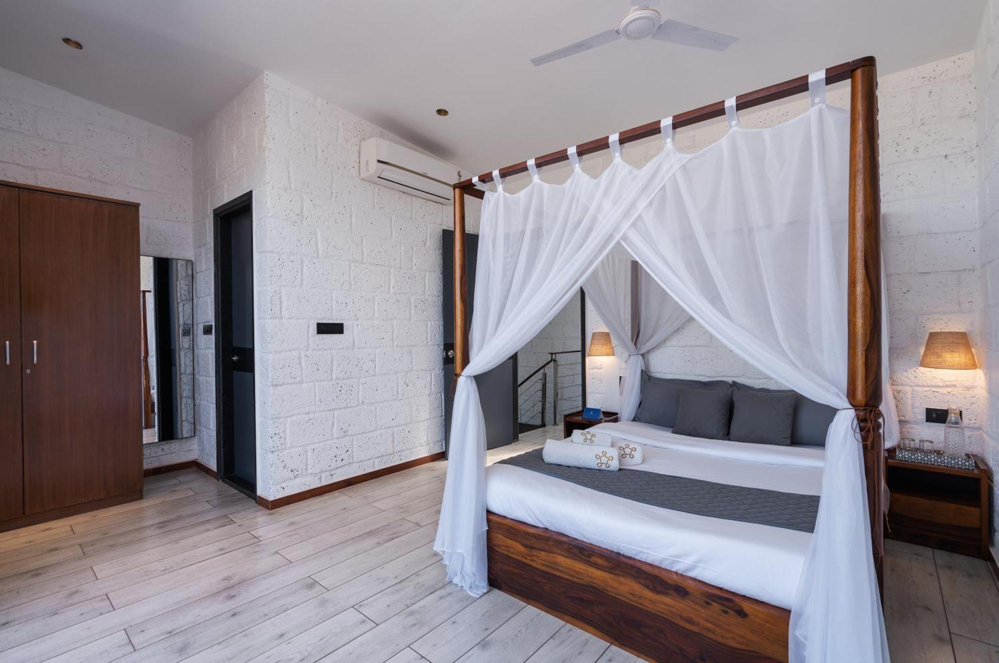 Saffronstays Calvin - 3 Bedroom Pool Villa In Lonavala Luaran gambar